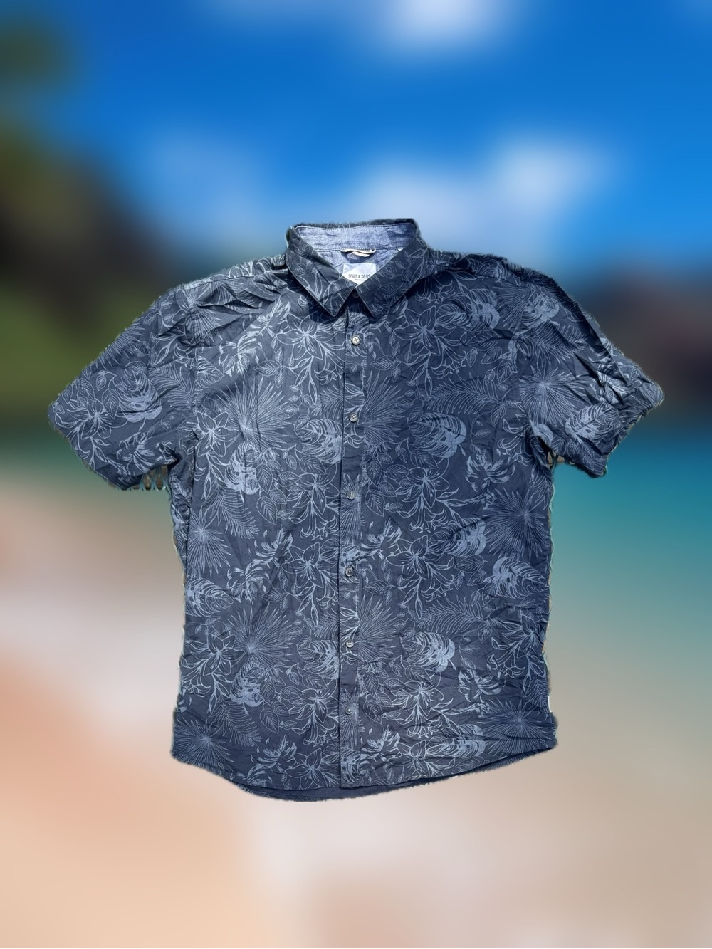 Only & Sons Blue Floral Button-Up Men’s Size XL Short Sleeve Shirt Slim Fit